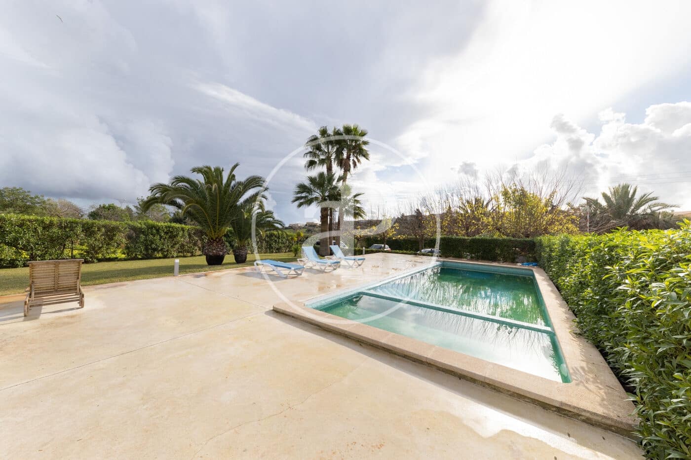 3 soveværelse Villa til salg i Selva med swimmingpool - € 495.000 (Ref: 9483529)