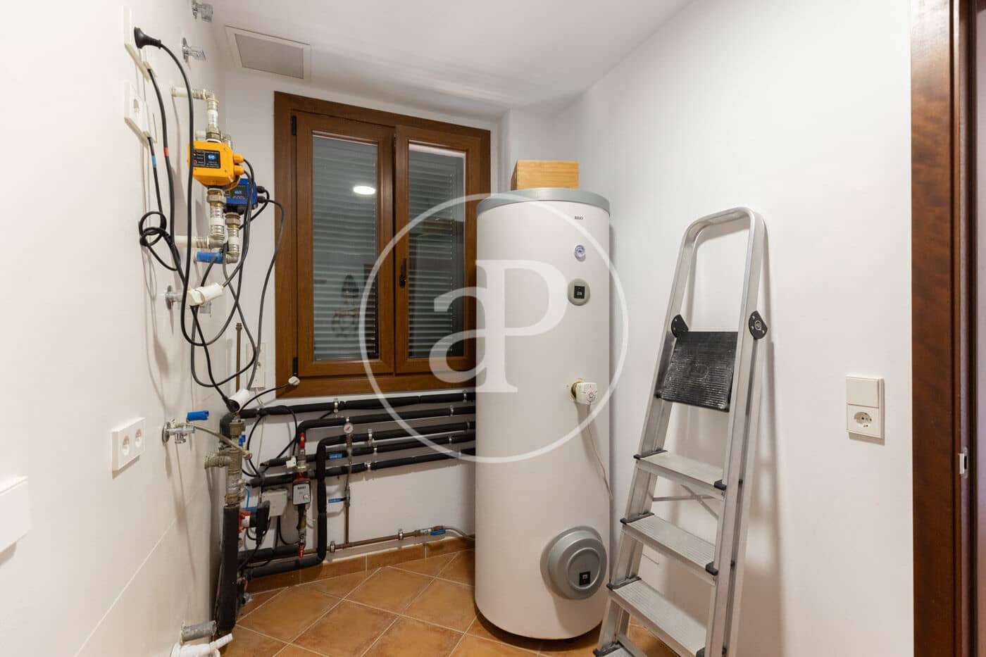 4 bedroom Villa for rent in Palma de Mallorca with pool - € 4,900 (Ref: 9485299)