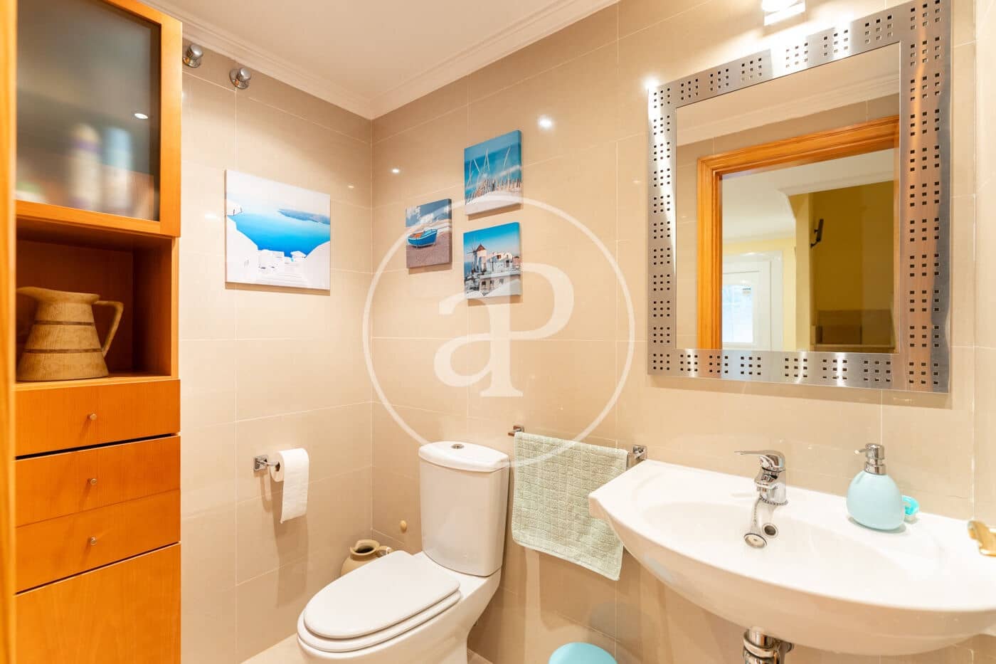 5 bedroom Villa for sale in Son Ferriol - € 670,000 (Ref: 9488353)