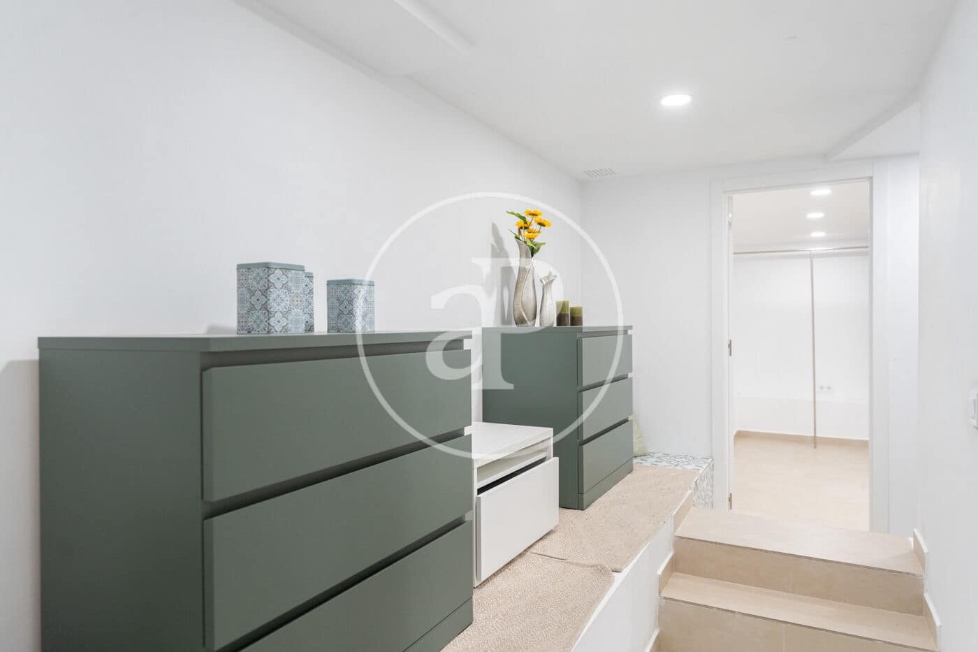 5 bedroom Villa for sale in Son Ferriol - € 670,000 (Ref: 9488353)