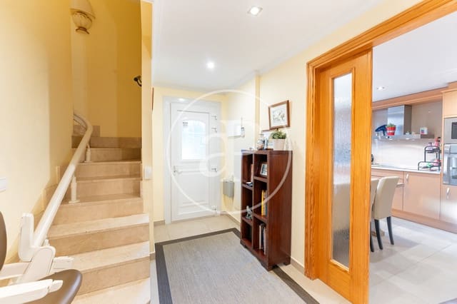 Chalet de 5 habitaciones en Son Ferriol, Palma de Mallorca en venta - 670.000 € (Ref: 9488353)