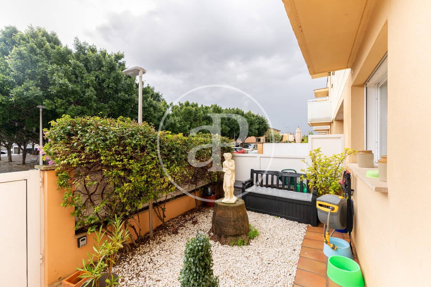 5 bedroom Villa for sale in Son Ferriol - € 670,000 (Ref: 9488353)