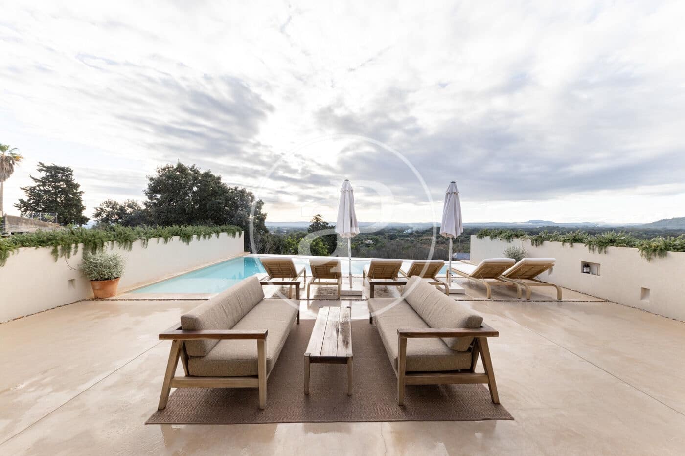 4 quarto Moradia para venda em Buger com piscina - 3 300 000 € (Ref: 9491458)