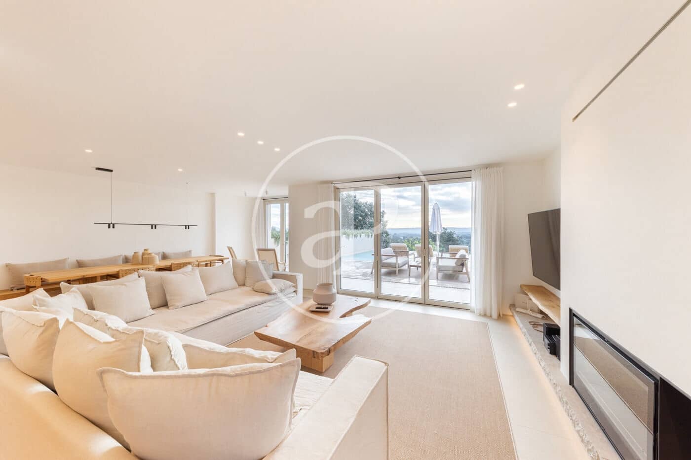 4 quarto Moradia para venda em Buger com piscina - 3 300 000 € (Ref: 9491458)