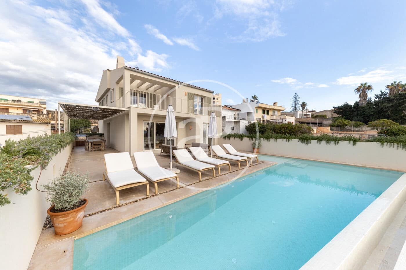 4 quarto Moradia para venda em Buger com piscina - 3 300 000 € (Ref: 9491458)