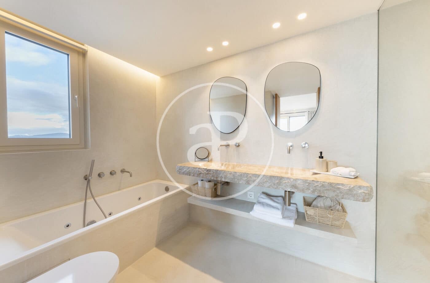 4 quarto Moradia para venda em Buger com piscina - 3 300 000 € (Ref: 9491458)