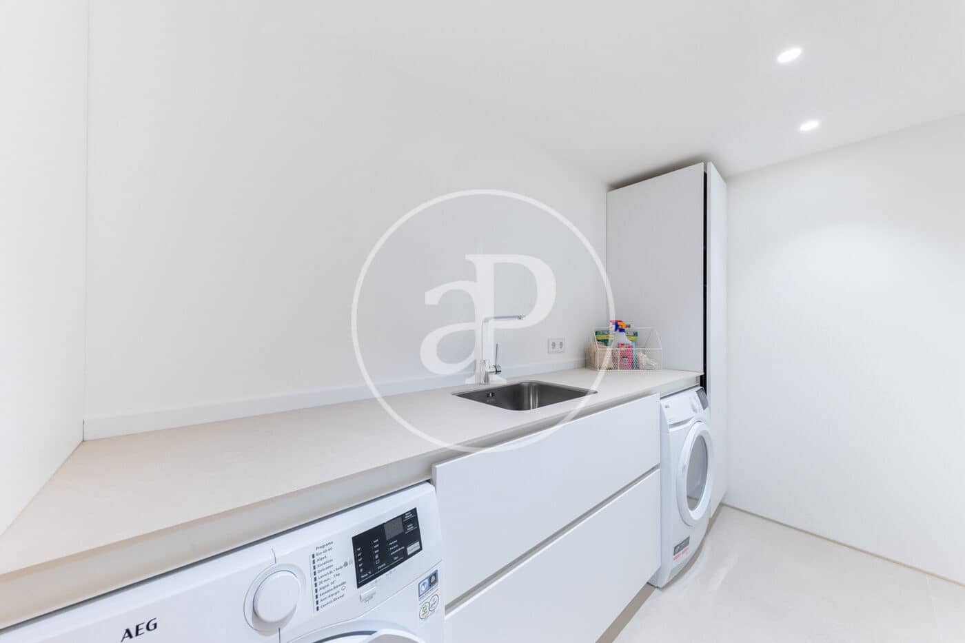 4 quarto Moradia para venda em Buger com piscina - 3 300 000 € (Ref: 9491458)