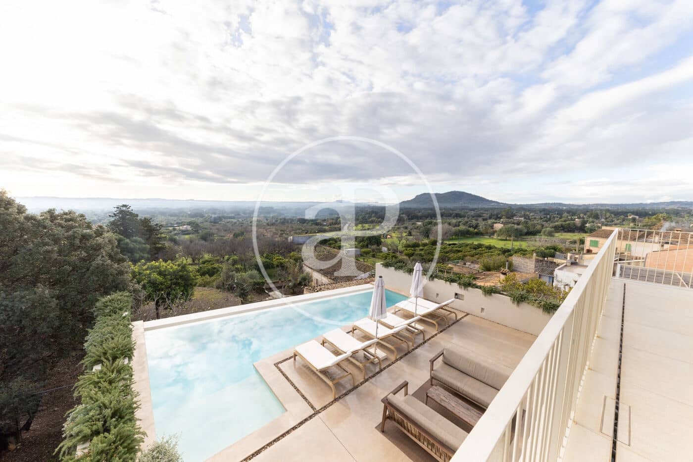 4 quarto Moradia para venda em Buger com piscina - 3 300 000 € (Ref: 9491458)