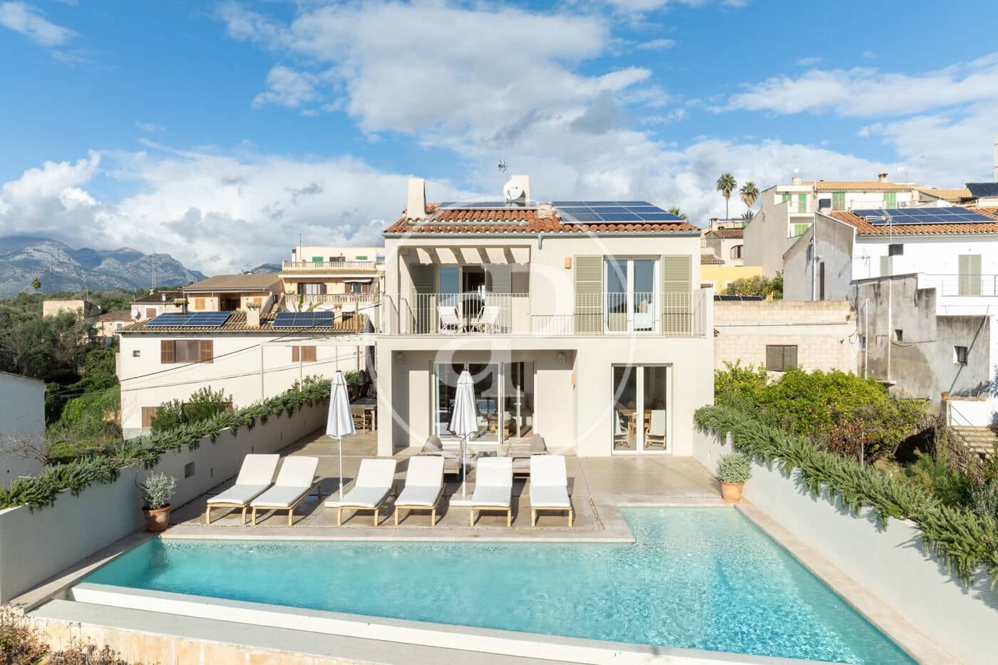 4 quarto Moradia para venda em Buger com piscina - 3 300 000 € (Ref: 9491458)