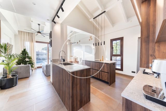 4 slaapkamer Villa te koop in Sa Torre (Llucmajor), Llucmajor met zwembad - € 2.480.000 (Ref: 9504312)