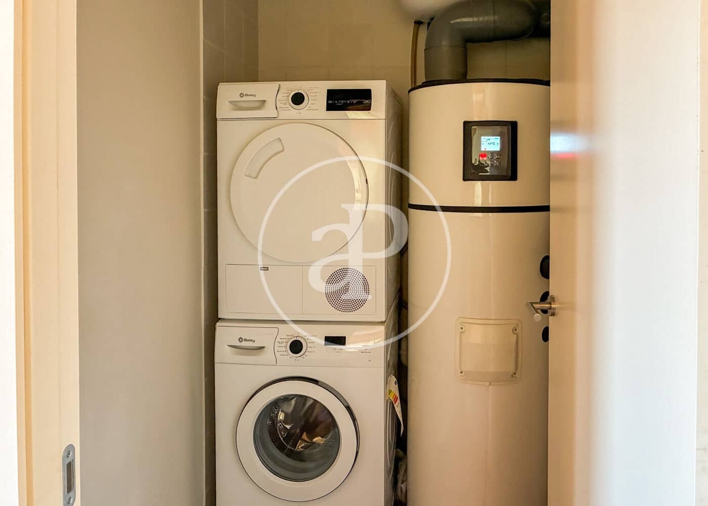 2 makuuhuone Huoneisto vuokrattavana paikassa Palma de Mallorca mukana uima-altaan - 2 000 € (Ref: 9525666)