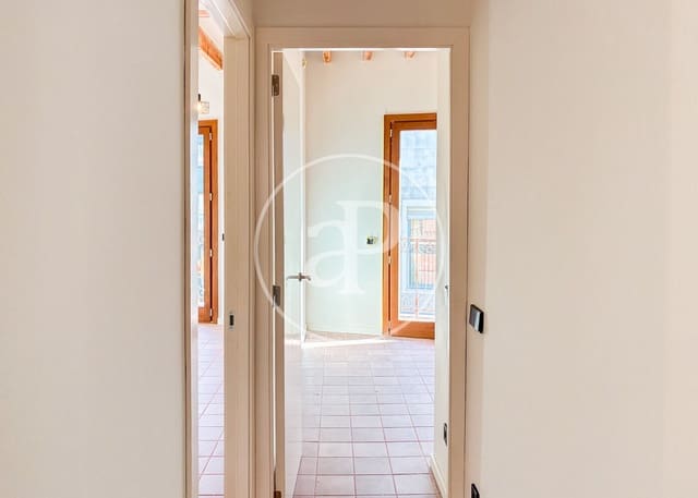 2 makuuhuone Huoneisto vuokrattavana paikassa El Terreno, Palma de Mallorca mukana uima-altaan - 2 000 € (Ref: 9525666)