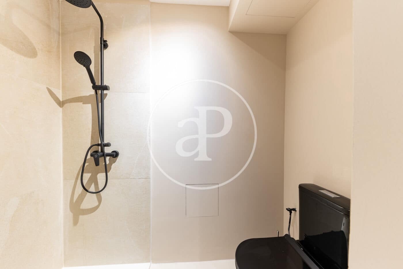 Appartement de 1 chambre à louer à Palma de Mallorca - 1 450 € (Ref: 9535957)