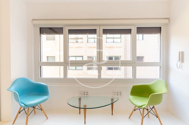 Appartement de 1 chambre à louer à Plaça dels Patins, Palma de Mallorca - 1 450 € (Ref: 9535957)