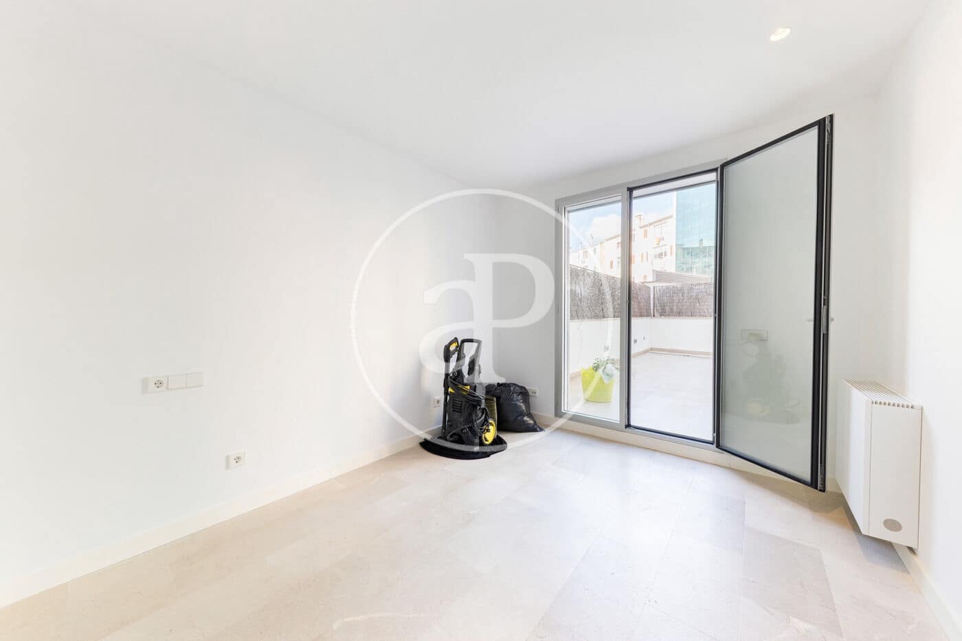 Appartement de 4 chambres à louer à Palma de Mallorca - 3 000 € (Ref: 9535958)