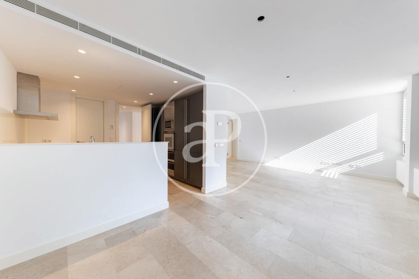 Appartement de 4 chambres à louer à Palma de Mallorca - 3 000 € (Ref: 9535958)