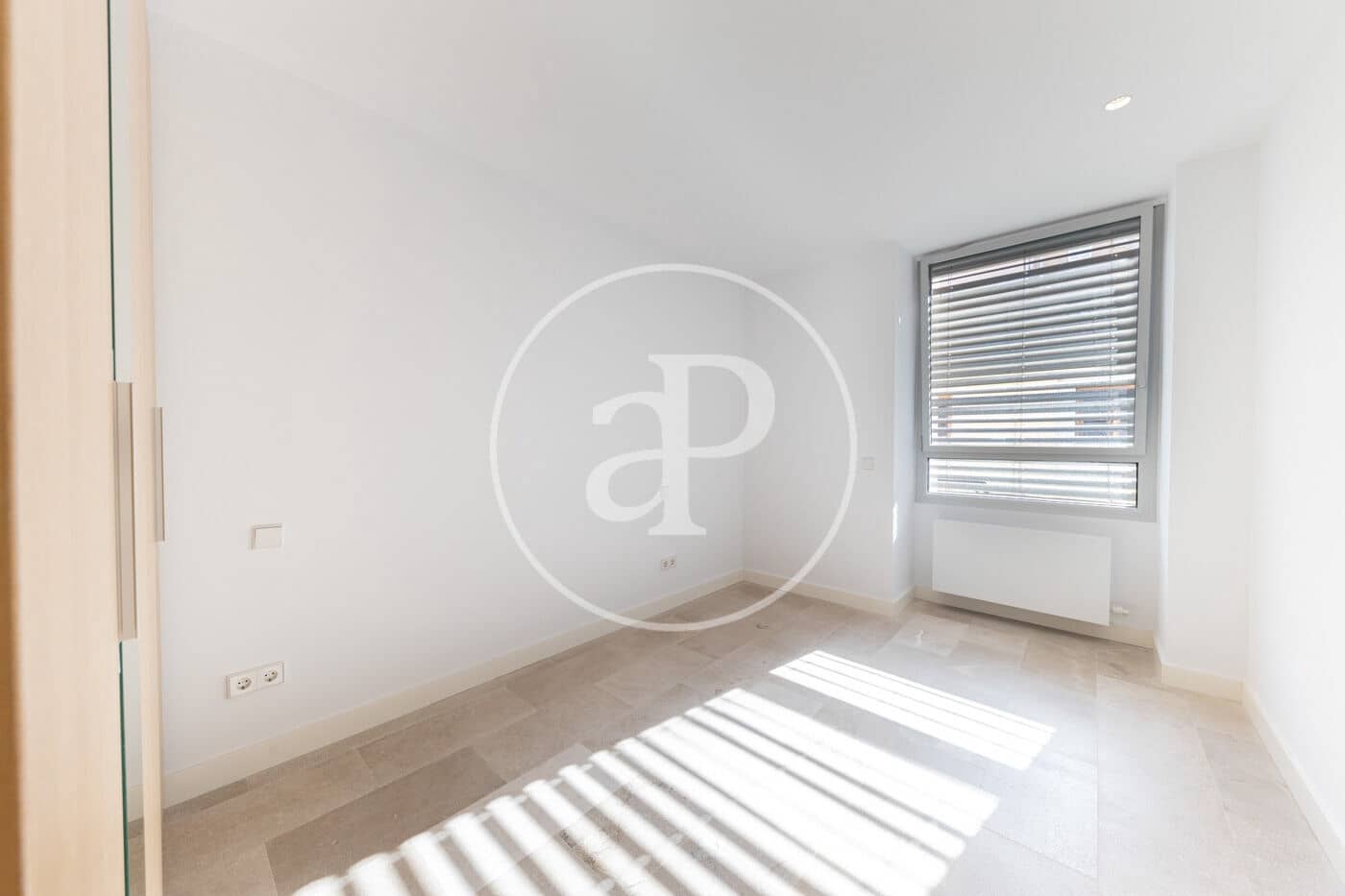 Appartement de 4 chambres à louer à Palma de Mallorca - 3 000 € (Ref: 9535958)