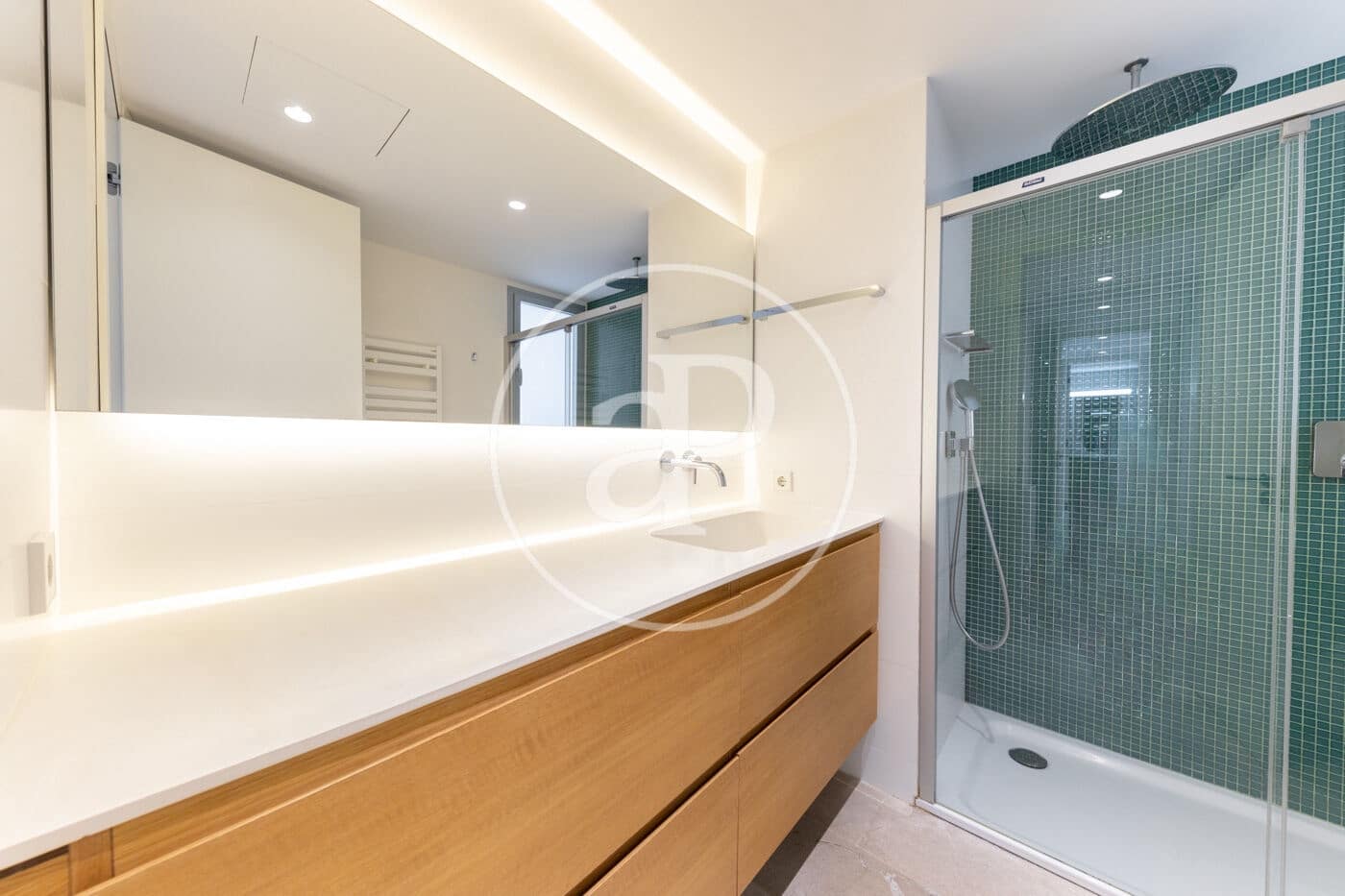 Appartement de 4 chambres à louer à Palma de Mallorca - 3 000 € (Ref: 9535958)