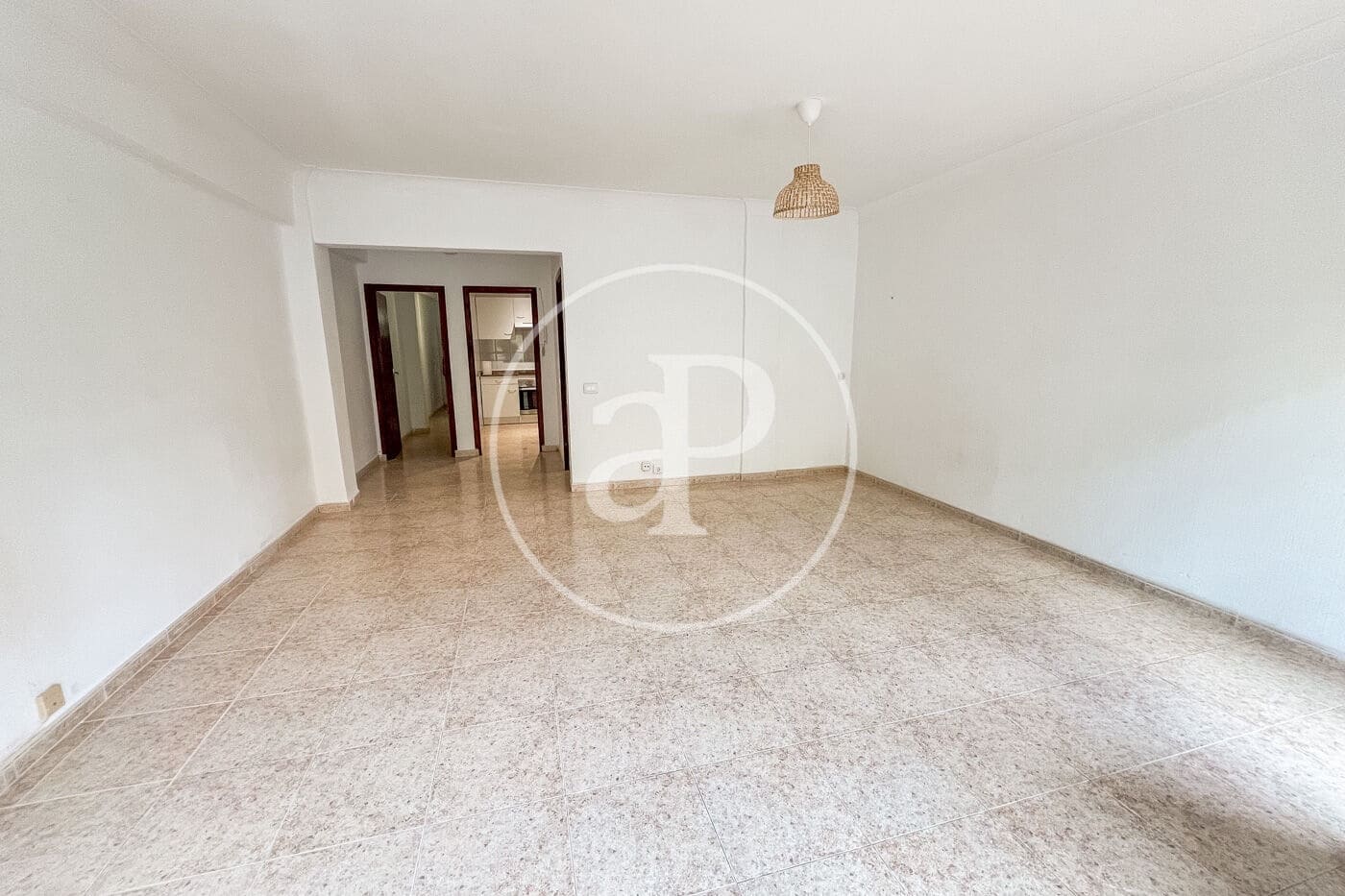 3 bedroom Apartment for rent in Palma de Mallorca - € 1,500 (Ref: 9543653)