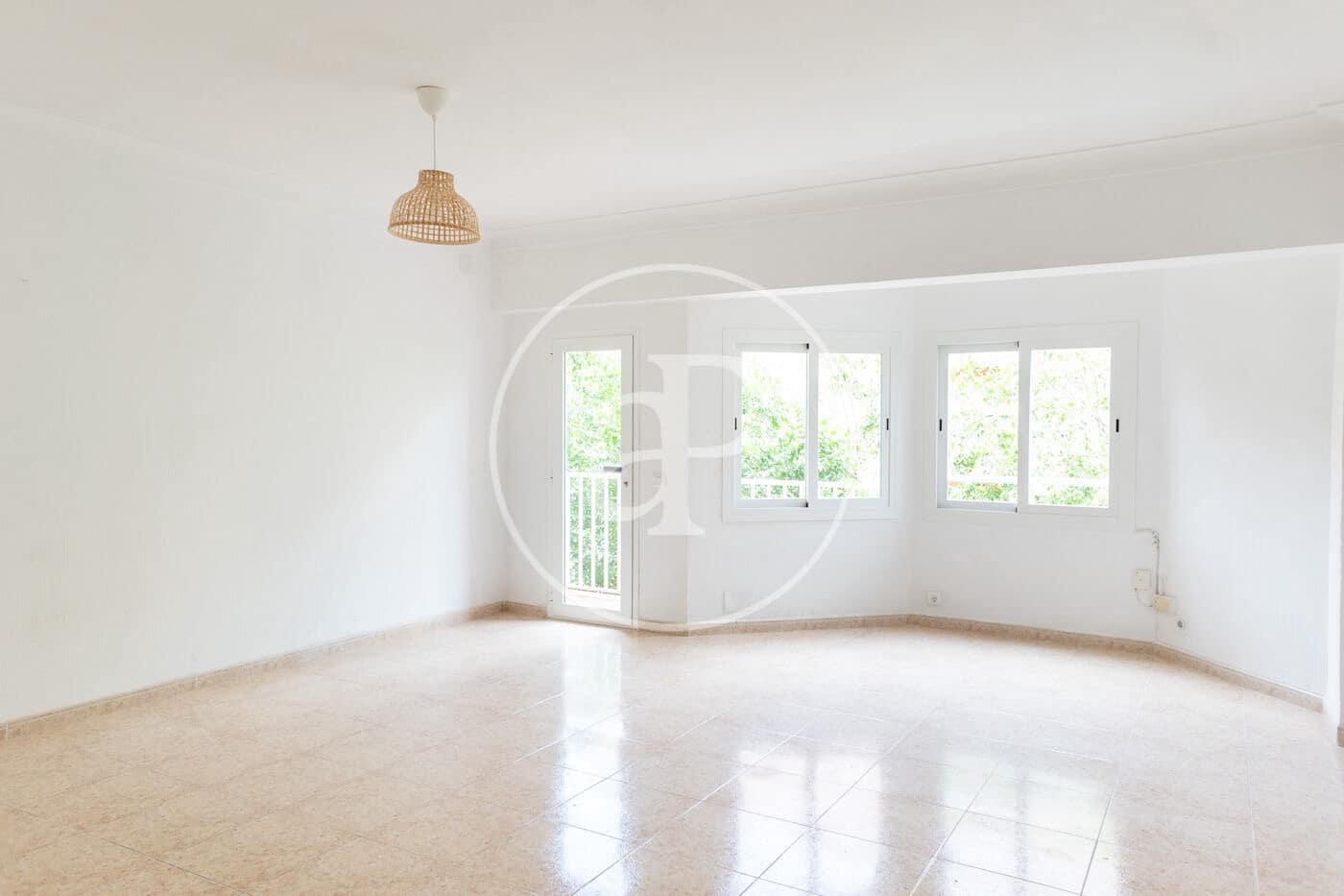 3 bedroom Apartment for rent in Palma de Mallorca - € 1,500 (Ref: 9543653)