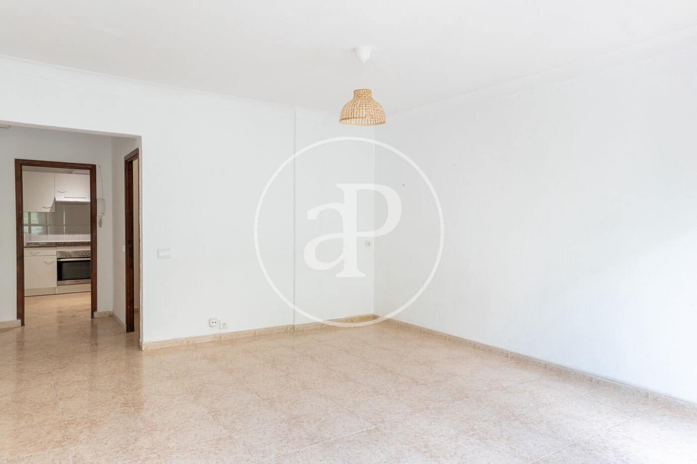 3 bedroom Apartment for rent in Palma de Mallorca - € 1,500 (Ref: 9543653)