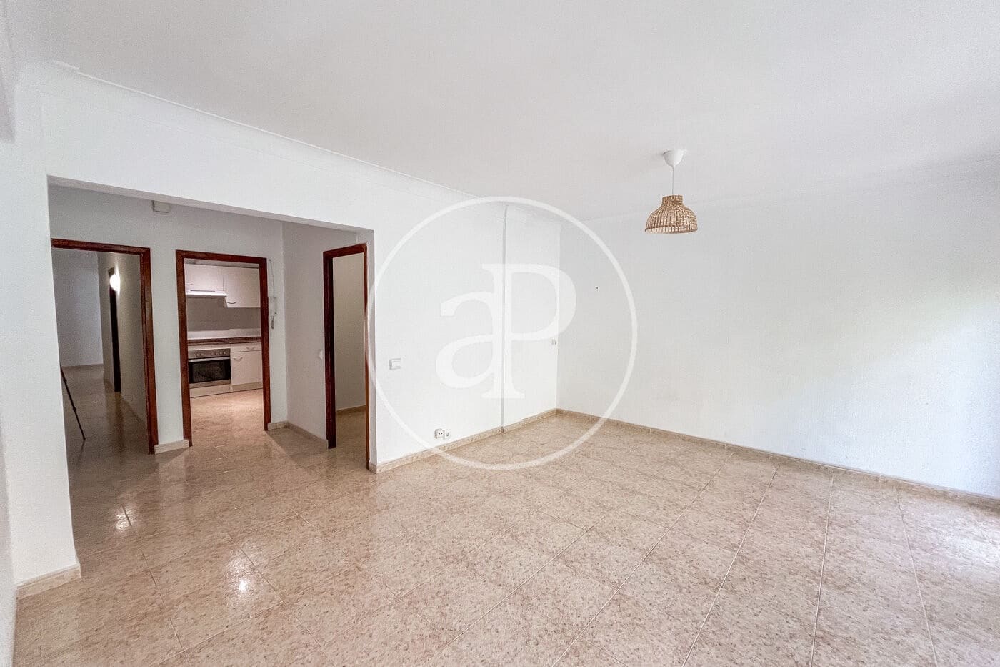 3 bedroom Apartment for rent in Palma de Mallorca - € 1,500 (Ref: 9543653)