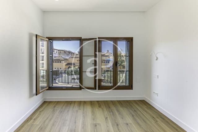 3 soveværelse Lejlighed til leje i El Mercat, Palma de Mallorca - € 2.300 (Ref: 9555857)