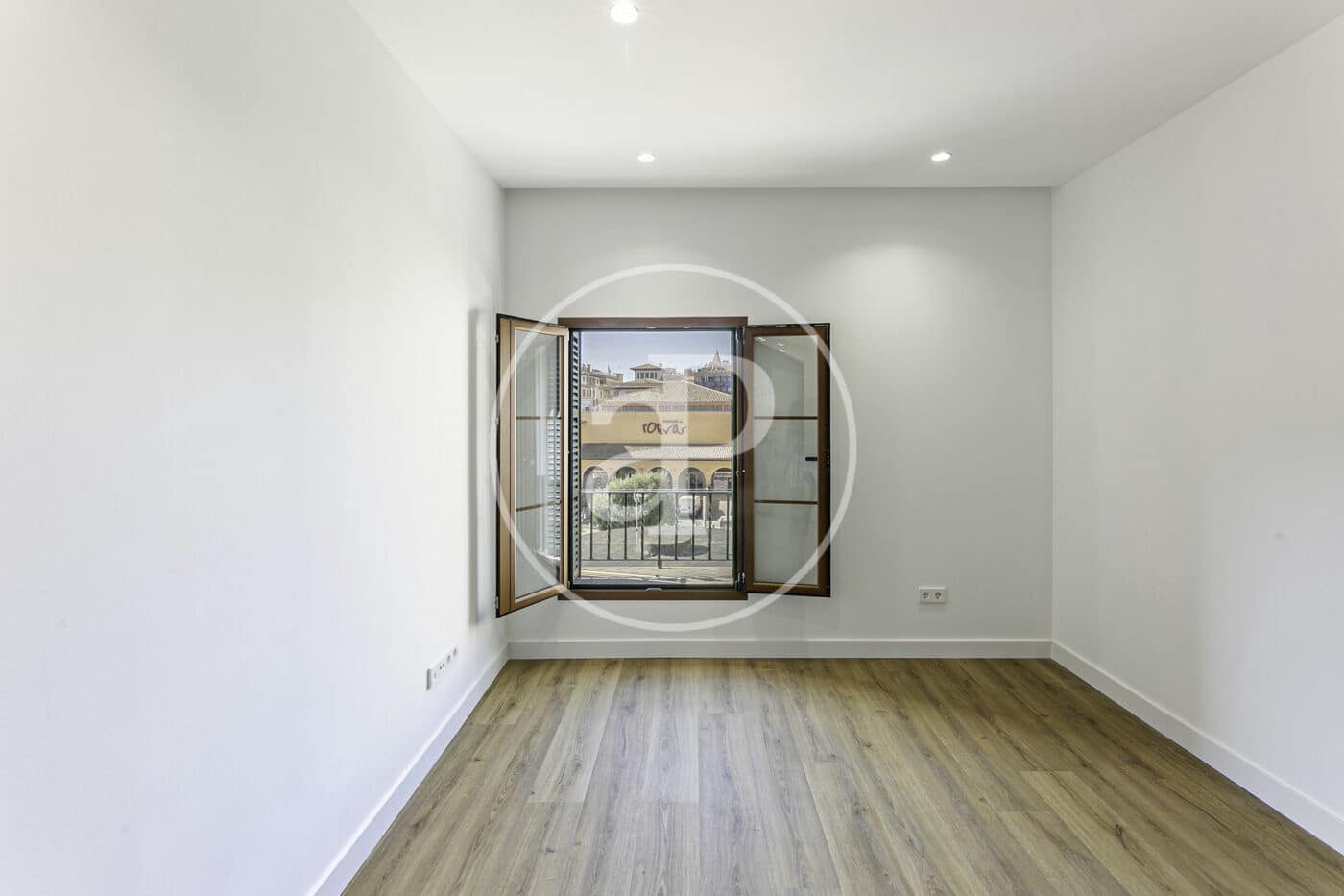 3 soveværelse Lejlighed til leje i Palma de Mallorca - € 2.300 (Ref: 9555857)