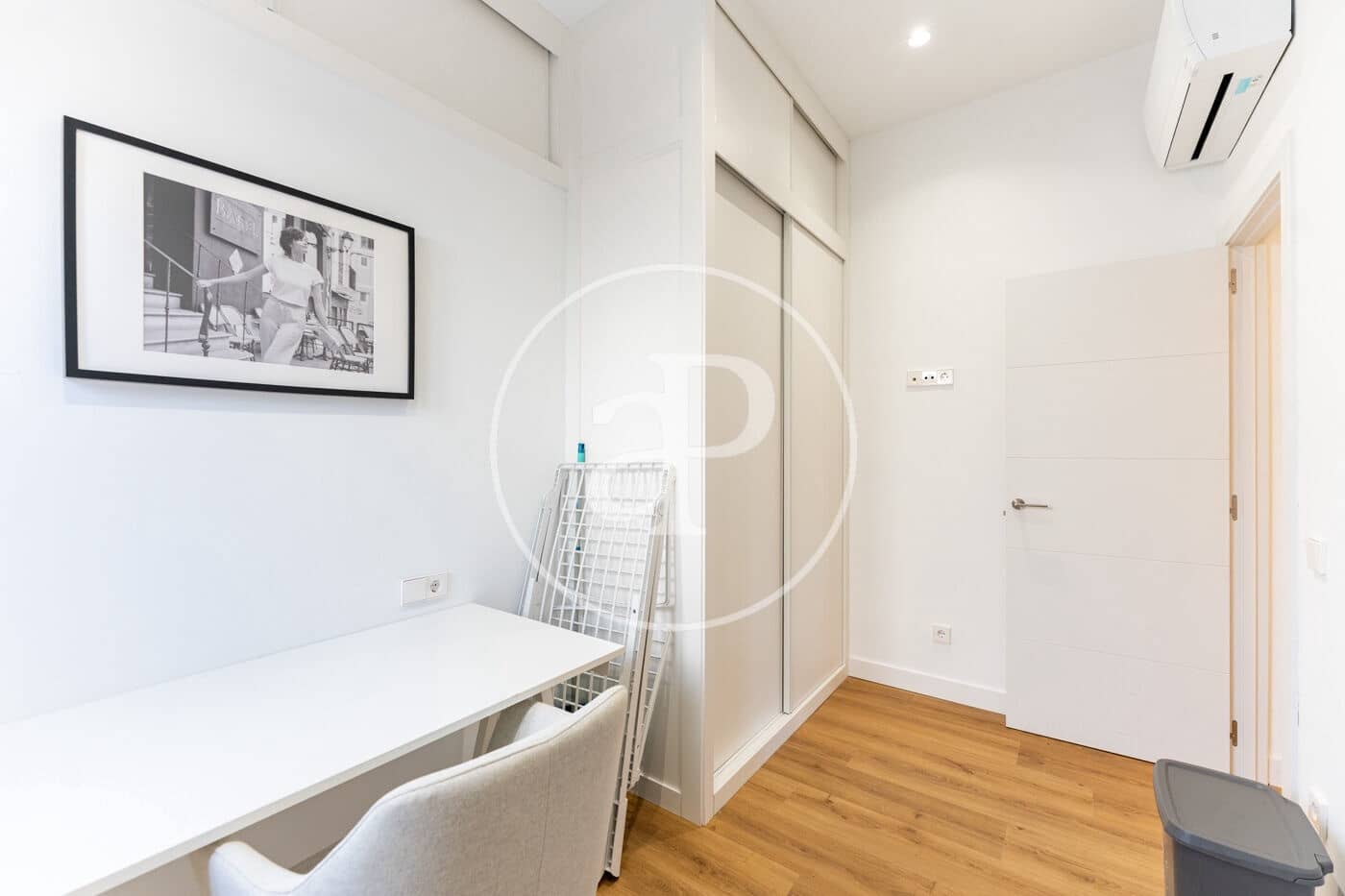 3 quarto Apartamento para arrendar em Palma de Mallorca - 2 300 € (Ref: 9555857)