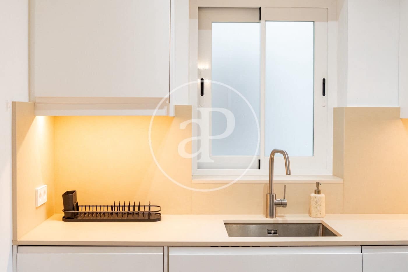 3 quarto Apartamento para arrendar em Palma de Mallorca - 2 300 € (Ref: 9555857)