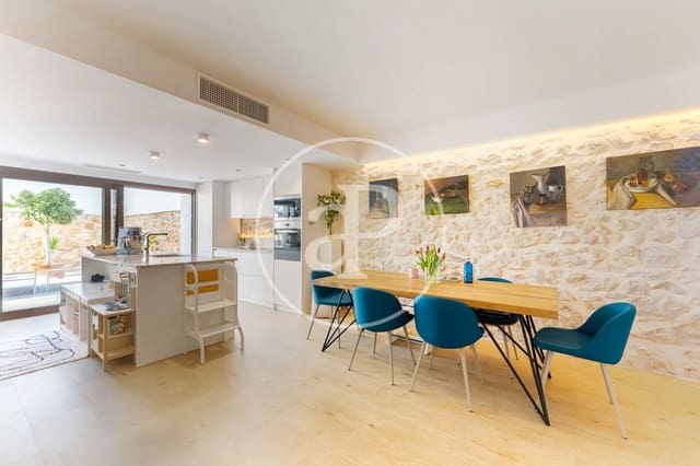 4 bedroom Villa for sale in Lloseta with pool - € 1,500,000 (Ref: 9561817)