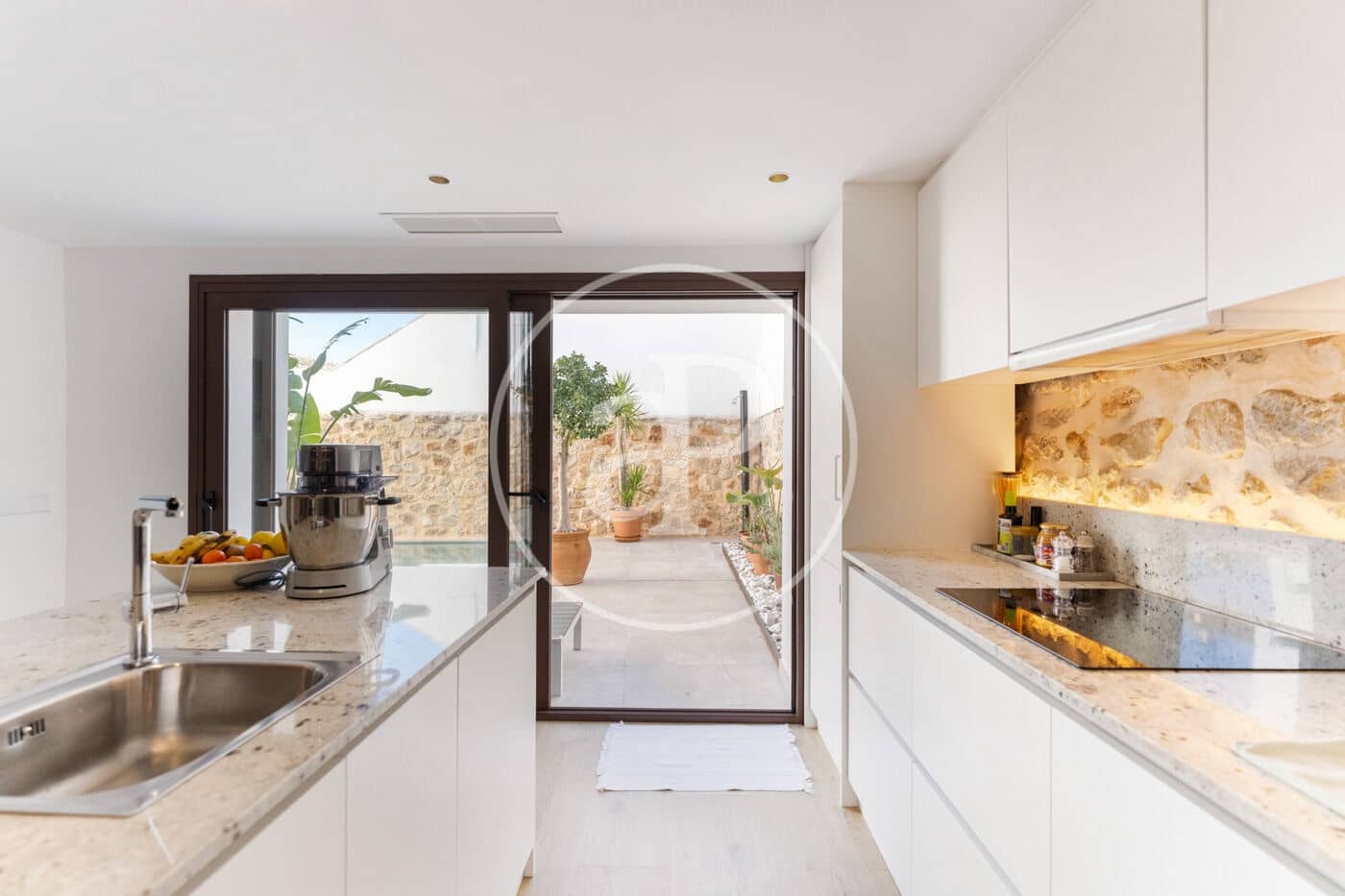 4 bedroom Villa for sale in Lloseta with pool - € 1,500,000 (Ref: 9561817)