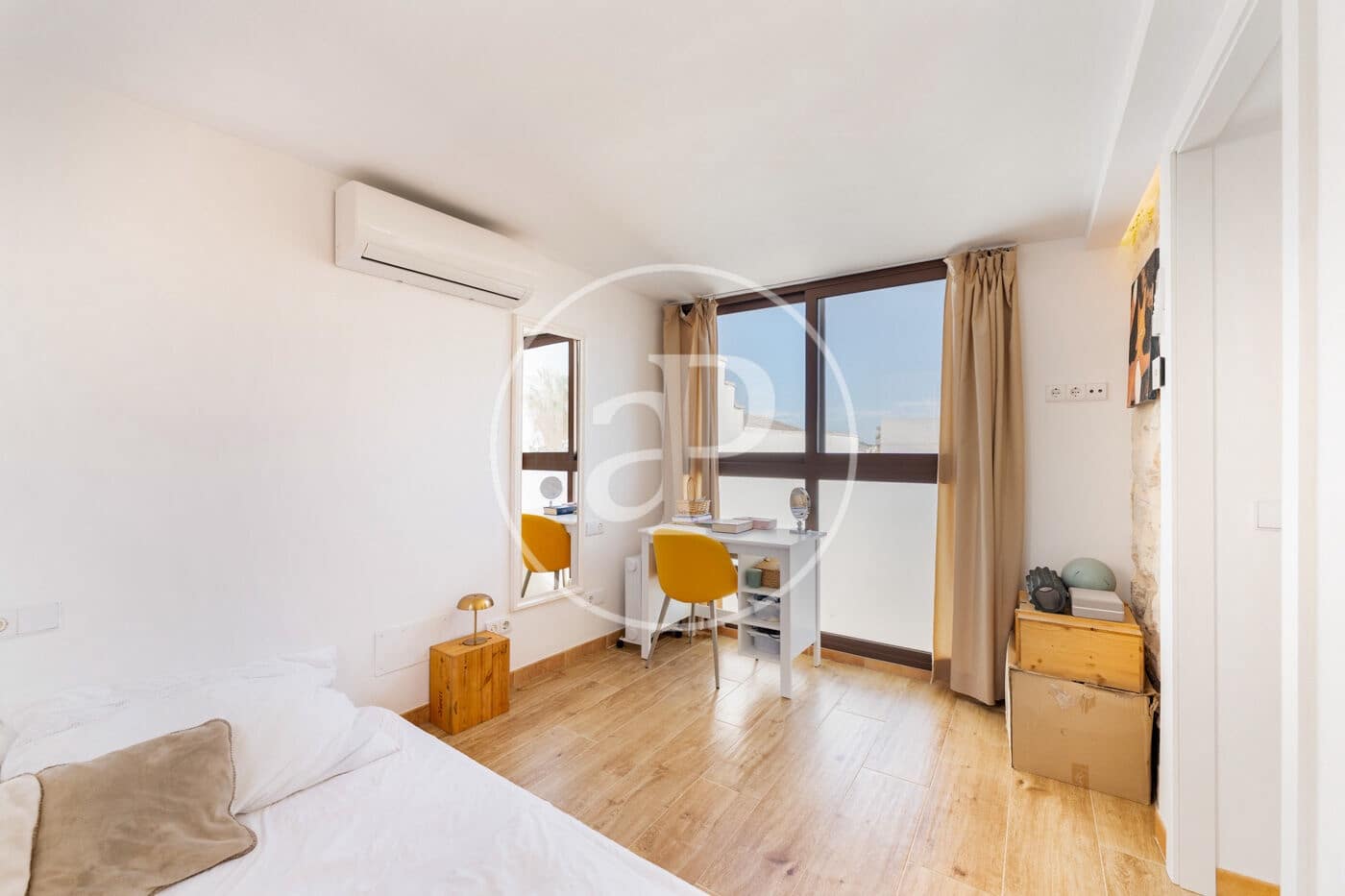 4 bedroom Villa for sale in Lloseta with pool - € 1,500,000 (Ref: 9561817)