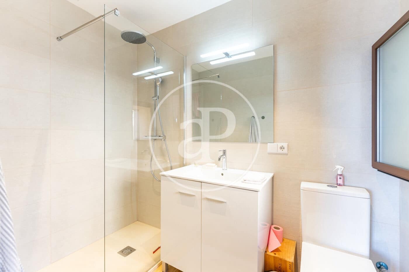 4 bedroom Villa for sale in Lloseta with pool - € 1,500,000 (Ref: 9561817)