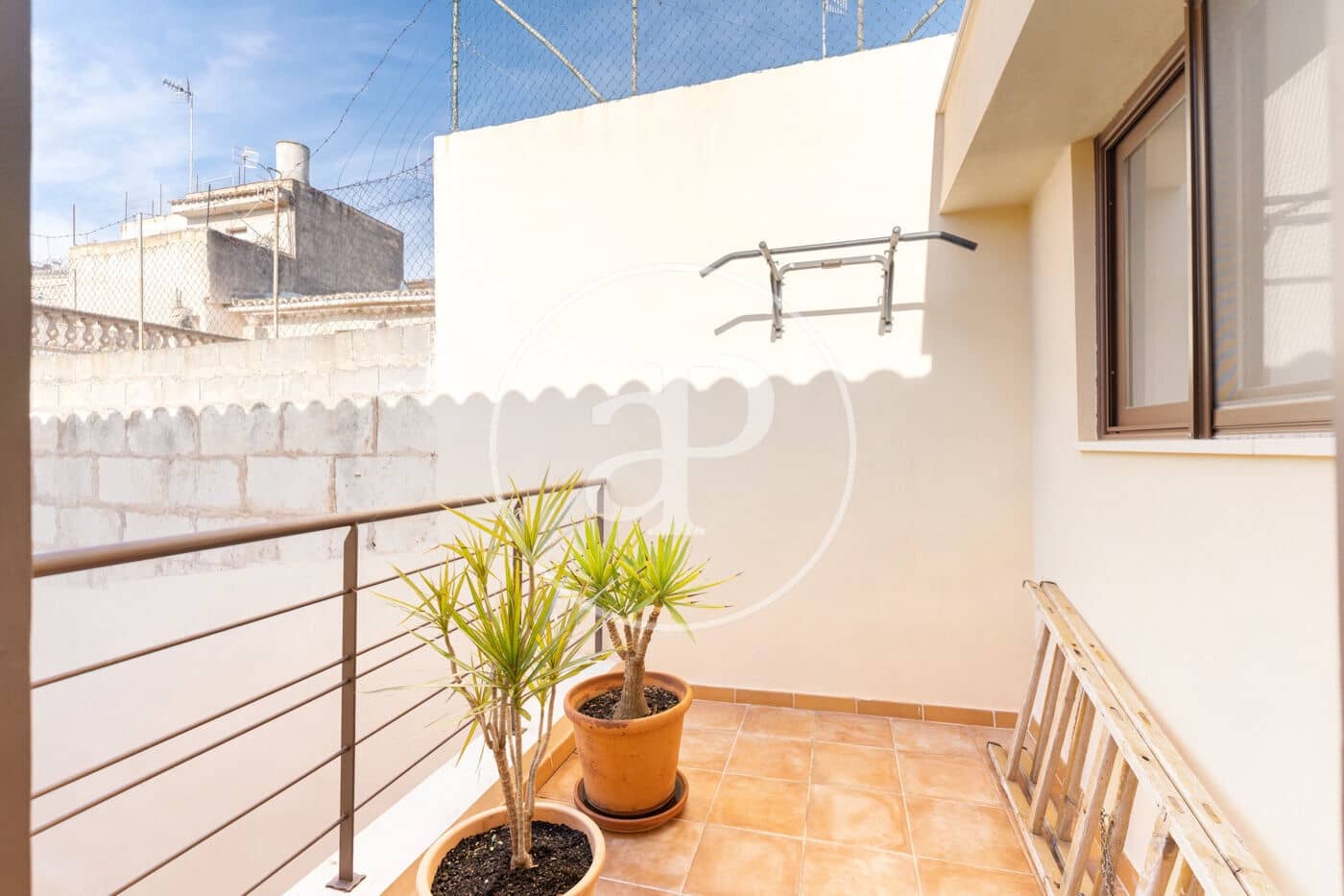 4 bedroom Villa for sale in Lloseta with pool - € 1,500,000 (Ref: 9561817)