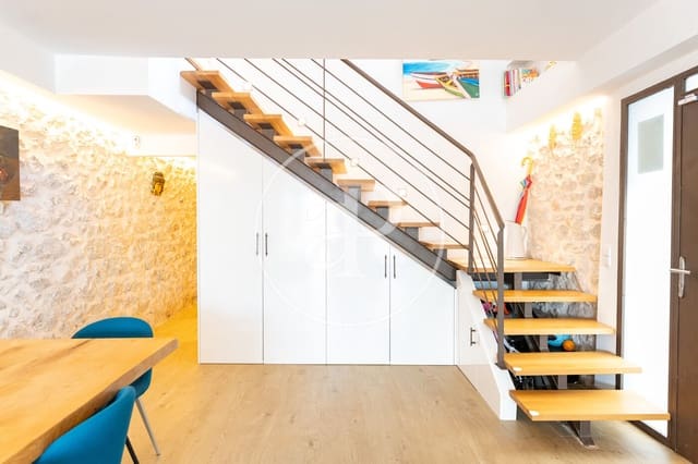 4 bedroom Villa for sale in Lloseta with pool - € 1,500,000 (Ref: 9561817)