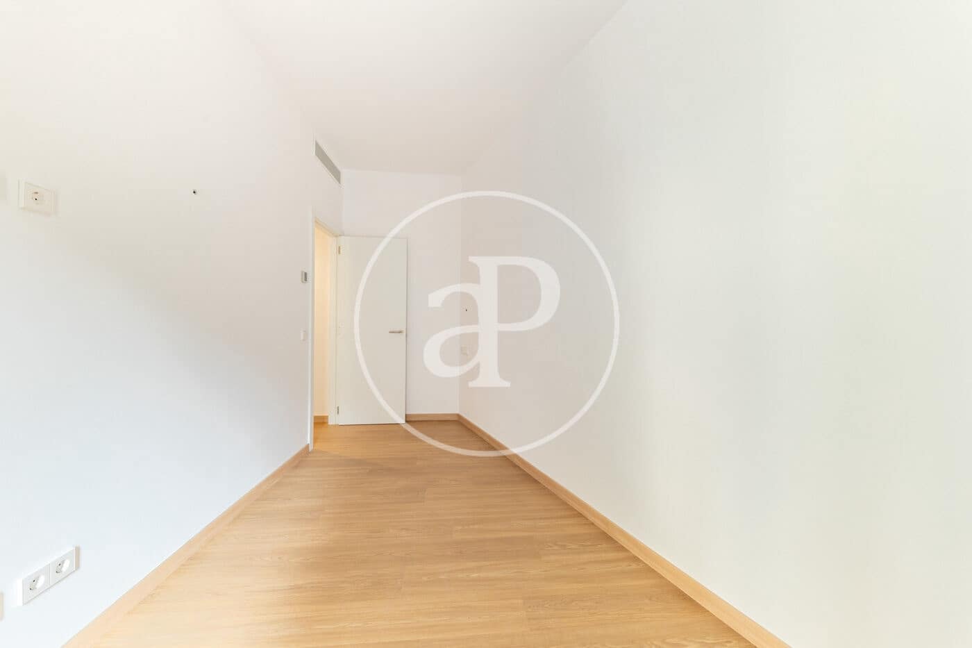 3 bedroom Apartment for rent in Palma de Mallorca - € 2,800 (Ref: 9565257)