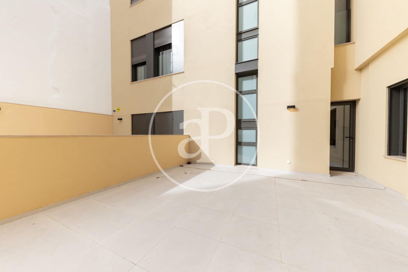 3 bedroom Apartment for rent in Palma de Mallorca - € 2,800 (Ref: 9565257)