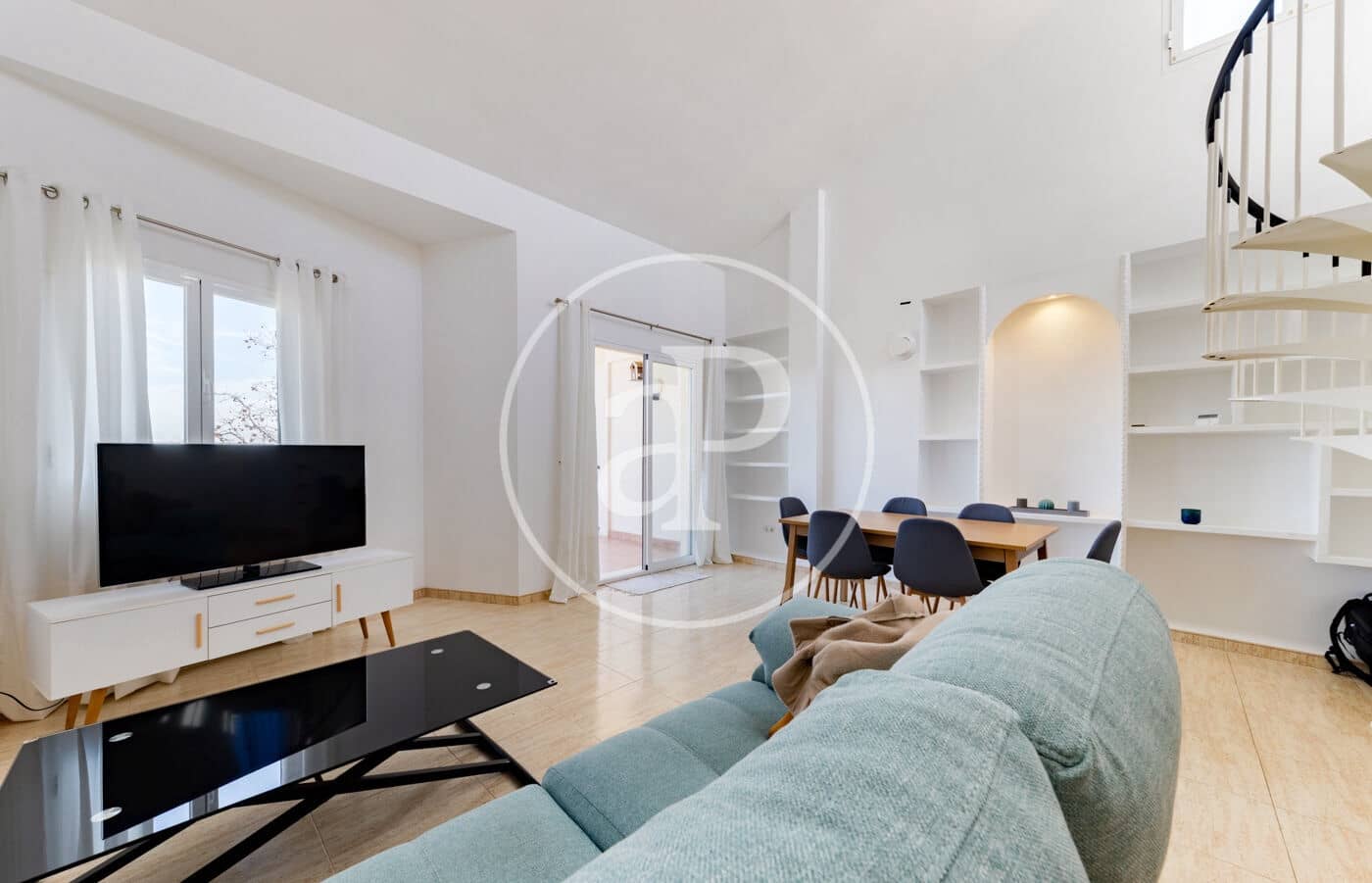 3 bedroom Penthouse for rent in Palma de Mallorca - € 2,000 (Ref: 9568687)