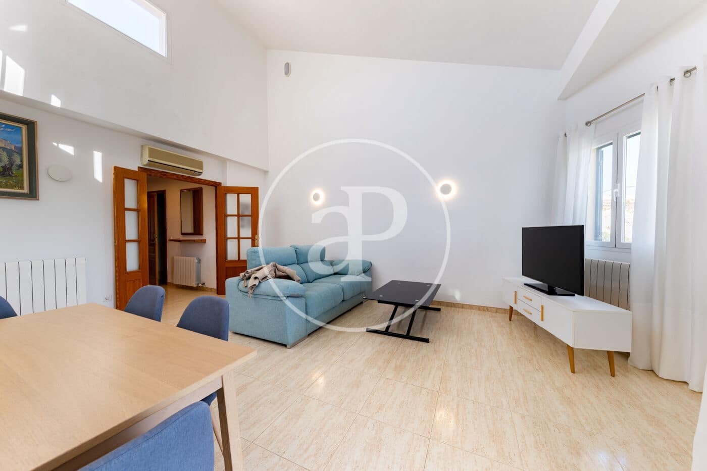 3 bedroom Penthouse for rent in Palma de Mallorca - € 2,000 (Ref: 9568687)