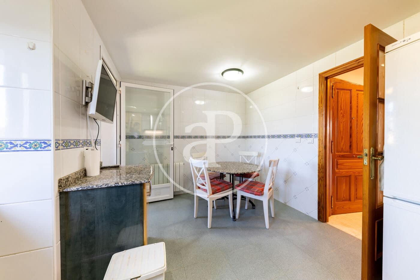 3 bedroom Penthouse for rent in Palma de Mallorca - € 2,000 (Ref: 9568687)