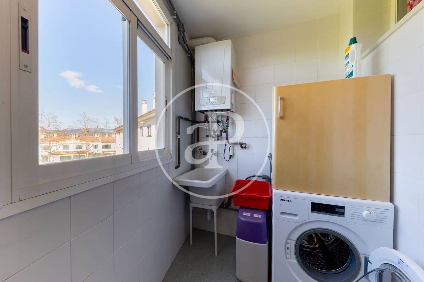 3 bedroom Penthouse for rent in Palma de Mallorca - € 2,000 (Ref: 9568687)