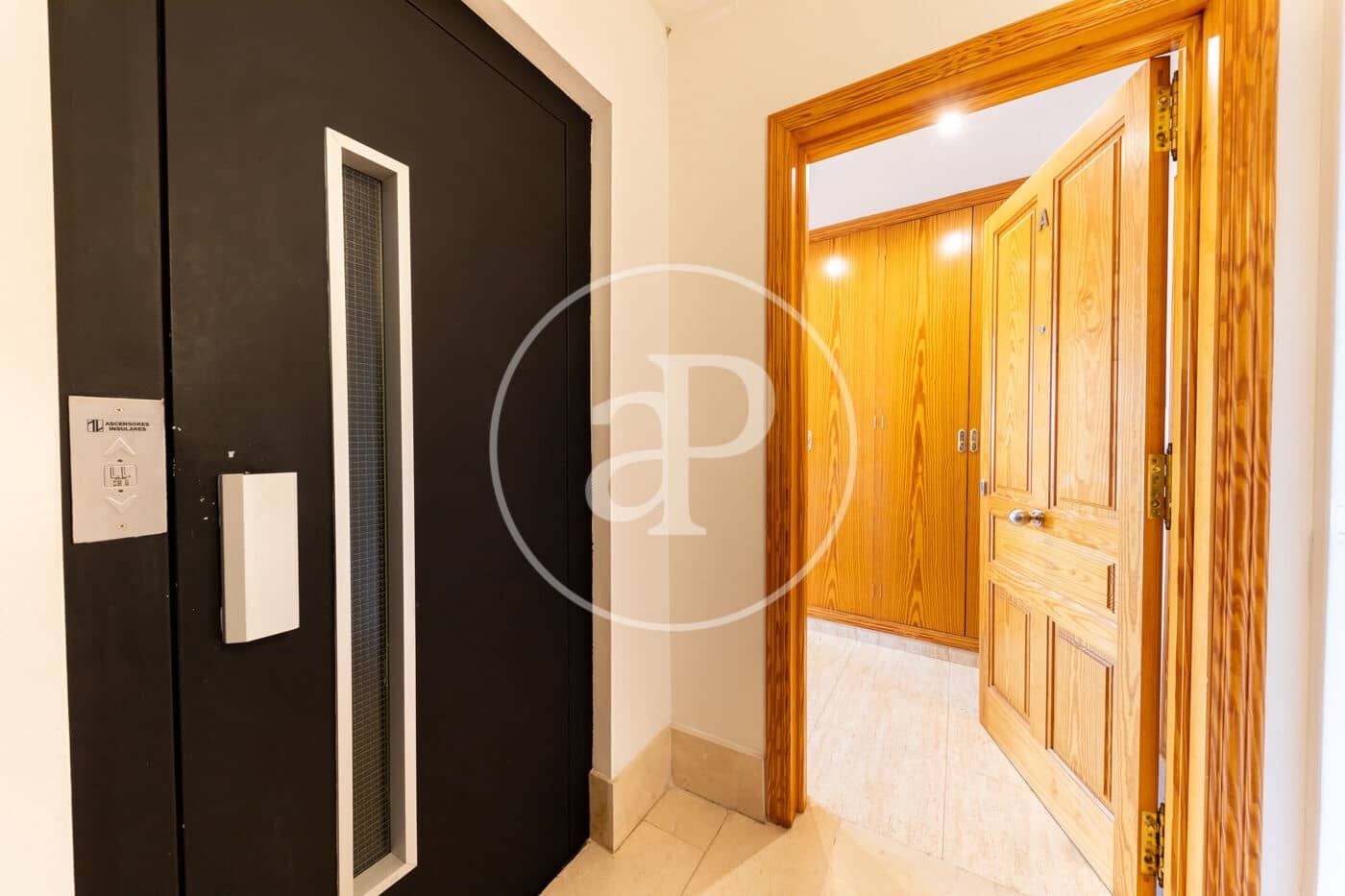 3 bedroom Penthouse for rent in Palma de Mallorca - € 2,000 (Ref: 9568687)