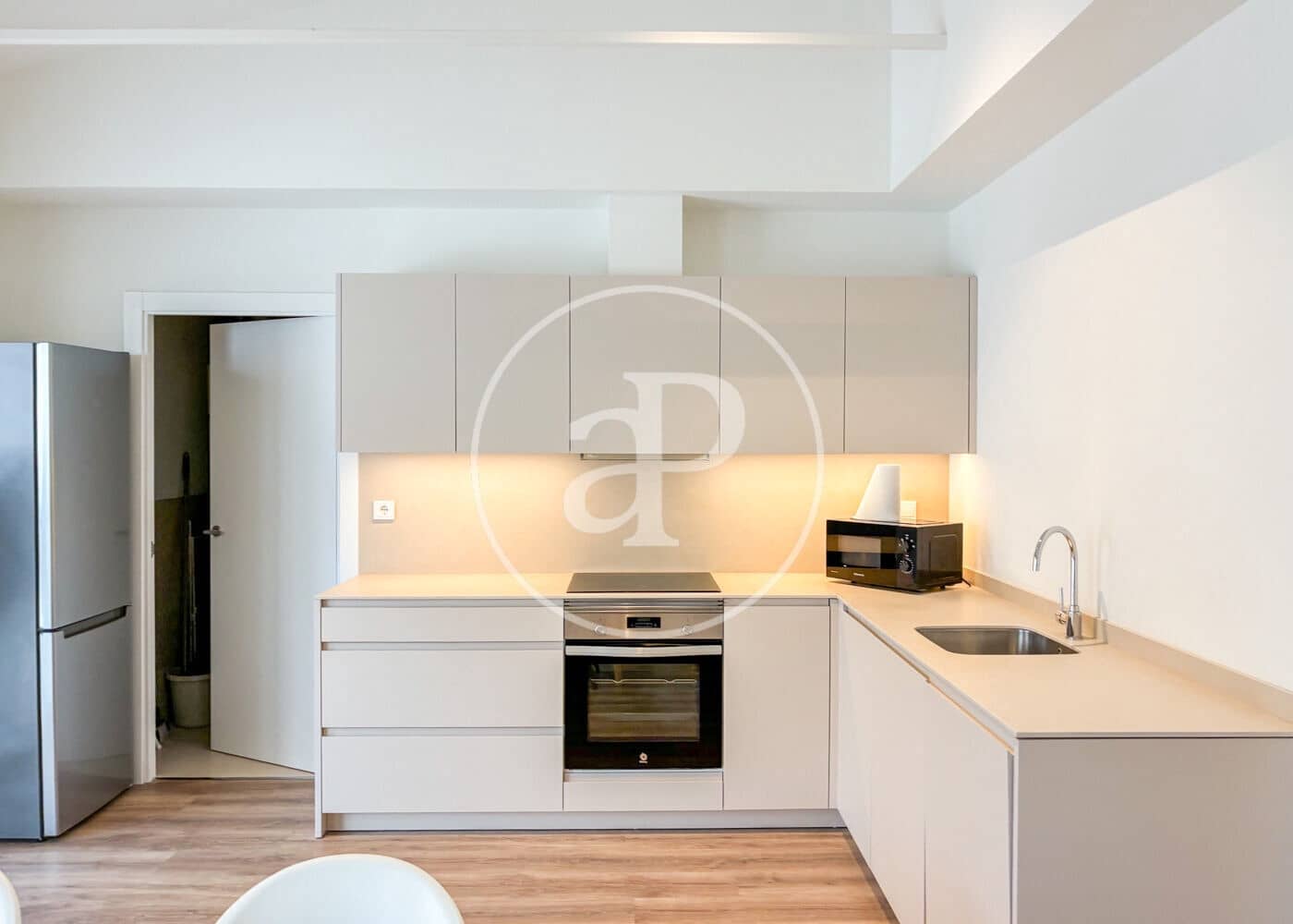 11 soveværelse Lejlighed til leje i Palma de Mallorca - € 13.500 (Ref: 9568688)