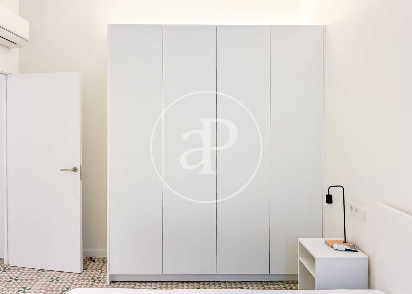 11 soveværelse Lejlighed til leje i Palma de Mallorca - € 13.500 (Ref: 9568688)