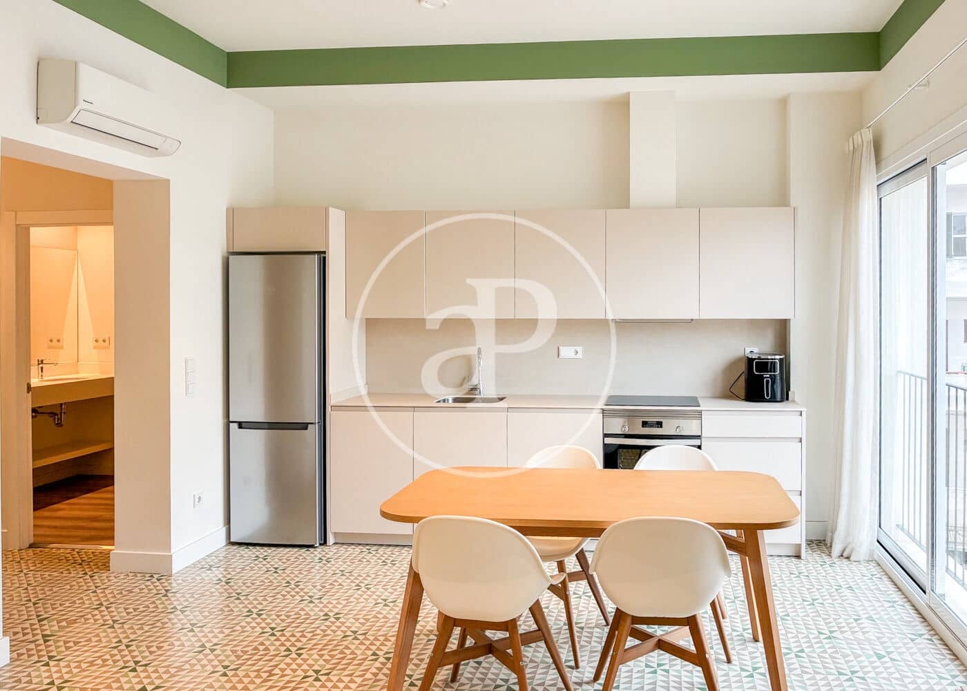 11 soveværelse Lejlighed til leje i Palma de Mallorca - € 13.500 (Ref: 9568688)