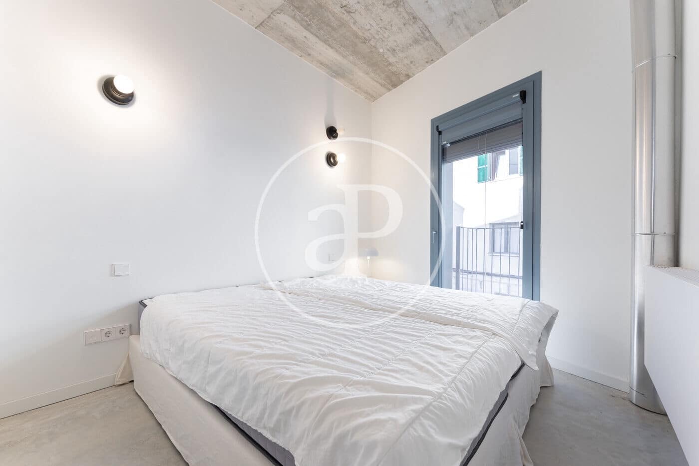 Appartement de 2 chambres à louer à Palma de Mallorca avec piscine - 1 900 € (Ref: 9582970)