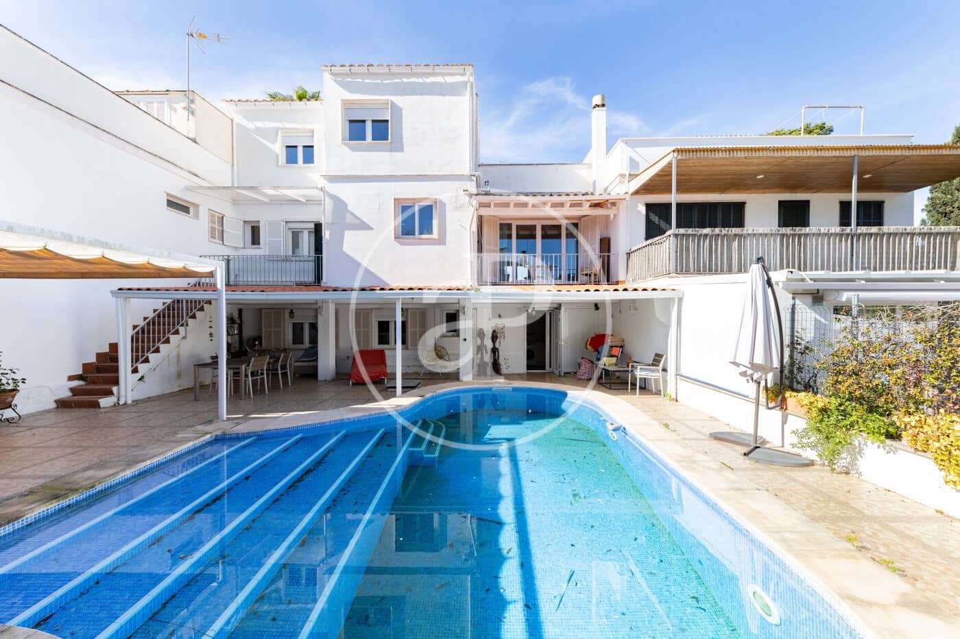 5 bedroom Villa for sale in Son Veri Nou with pool - € 1,175,000 (Ref: 9591321)