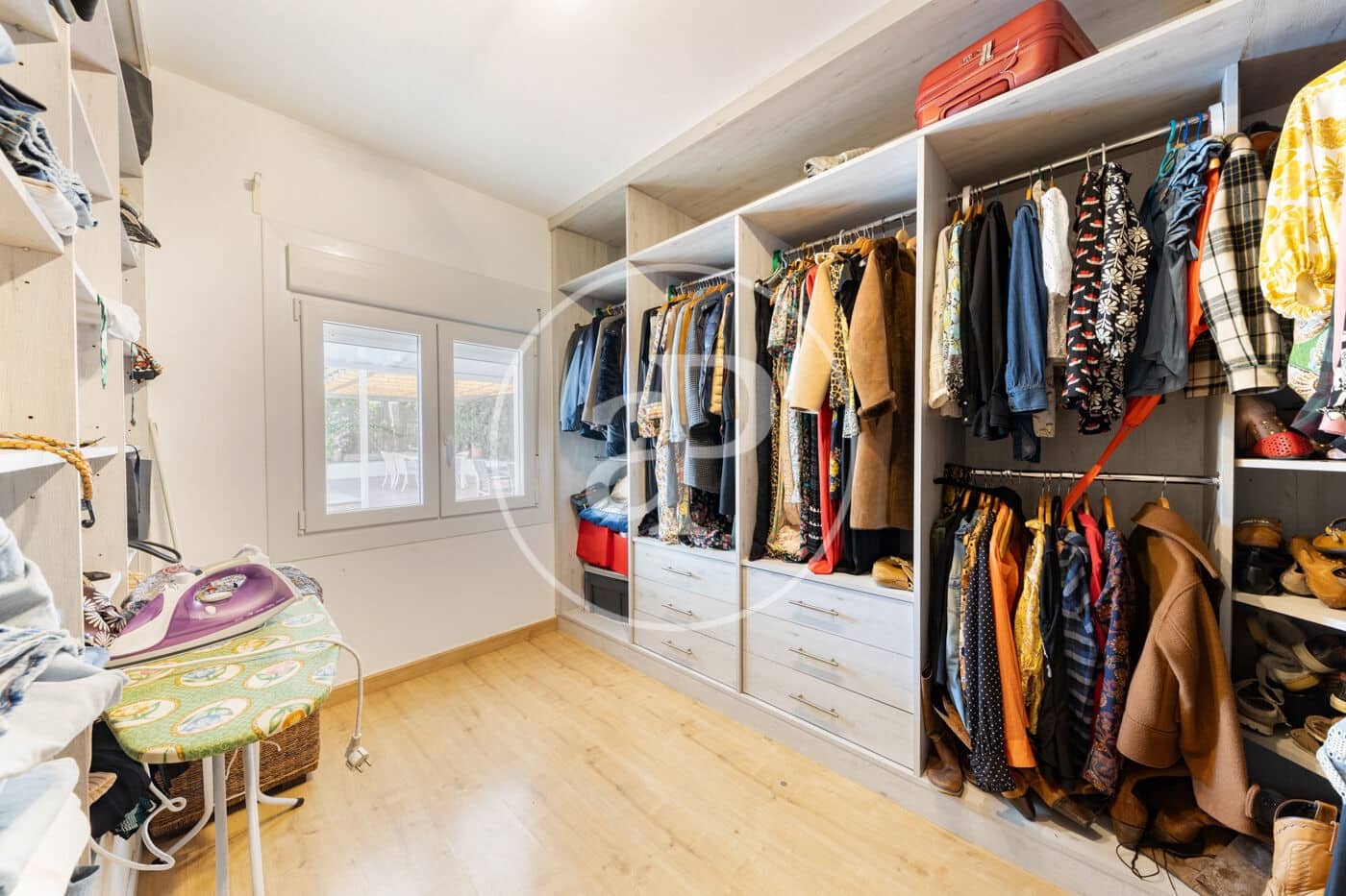 5 bedroom Villa for sale in Son Veri Nou with pool - € 1,175,000 (Ref: 9591321)