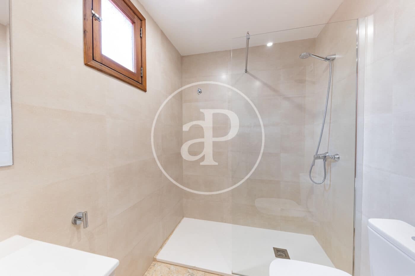 2 slaapkamer Penthouse te huur in Palma de Mallorca - € 2.200 (Ref: 9605002)
